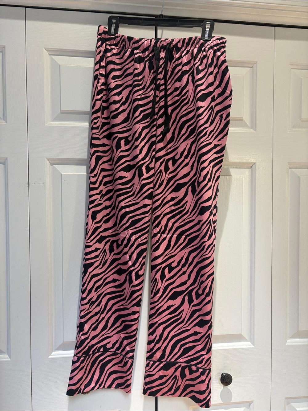 Victoria's Secret Pink and Black Zebra Lounge Pants